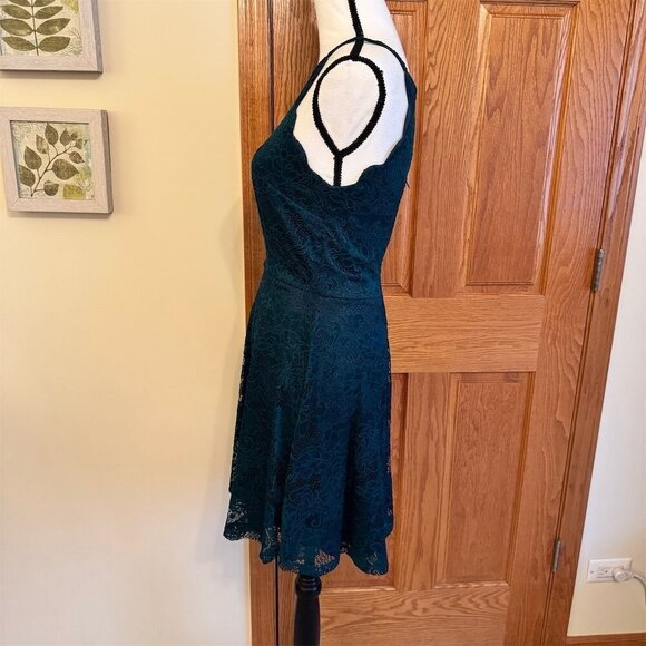 BCX Juniors Sz 7 Green A-Line Halter Lace Dress Party Cocktail Homecoming Dance - Picture 4 of 8